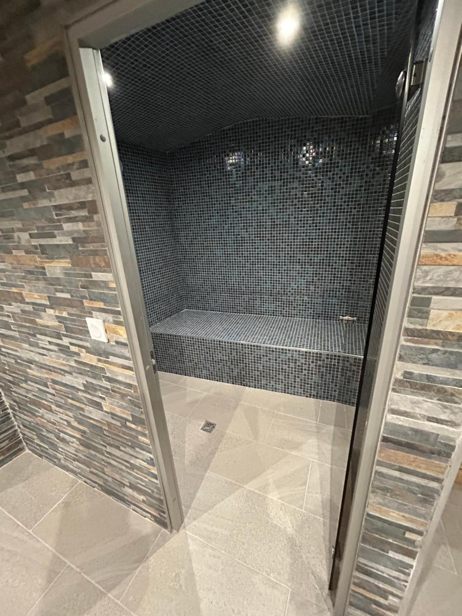 Le Domaine Du Bez Gite De Michel Piscine Sauna Hammam Spa Saint-Laurent-d'Olt Luaran gambar